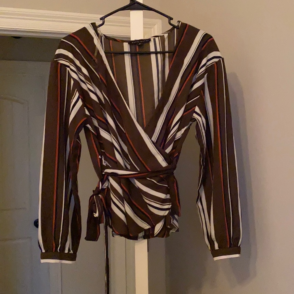 Long Sleeve Wrap Top!